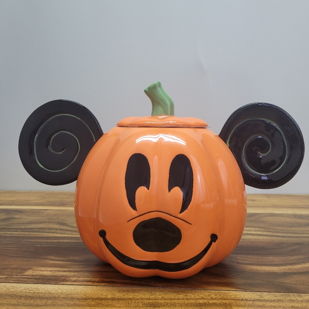 Mickey Mouse Disney Halloween pumpkin cookie jar, NEW